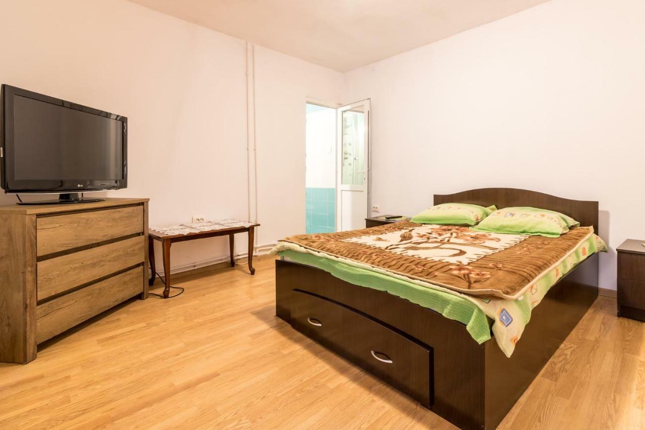 Casa De Vacanta Jeny Novaci-Străini Esterno foto